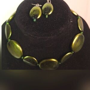 Green Contemporary Coaker W/Pierced Earring To Match Vintage